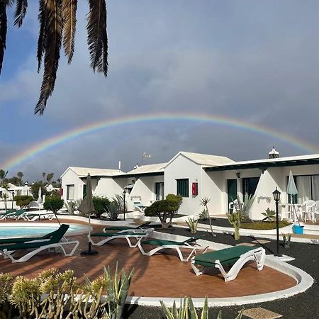Bungalows Doble UVE Tías Exterior foto